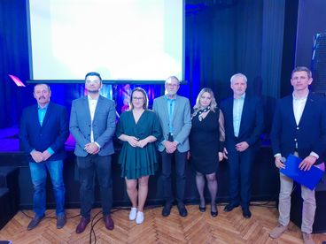 Event wyborczy Obywatelskiego Wielunia – prezentacja kandydatki na burmistrza Wielunia Elżbiety Urbańskiej-Golec i kandydatów do Rady Miasta